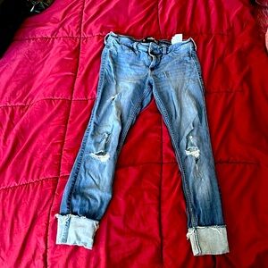 Hollister low-rise crop jeans legging advanced stretch